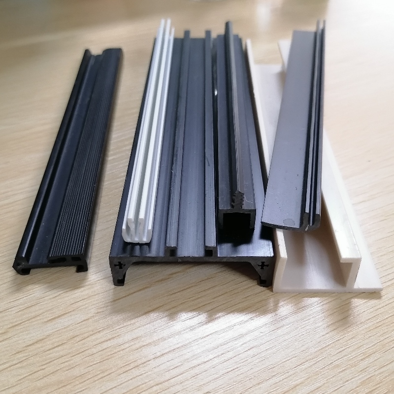 Kohandatud extrusion PVC Pulrus Profiilid plastist ristkülikukujulised vardad PVC ribad